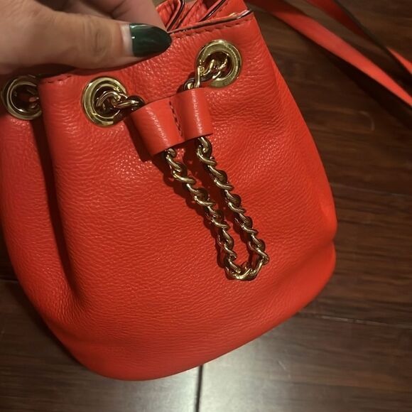Michael Kors Orange Small Bucket Bag - Long Strap- BRAND NEW - Picture 3 of 5